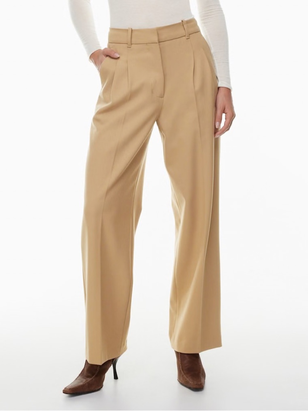 Wilfred Women’s Aritzia Tailored Dress Pants in Camel Brown